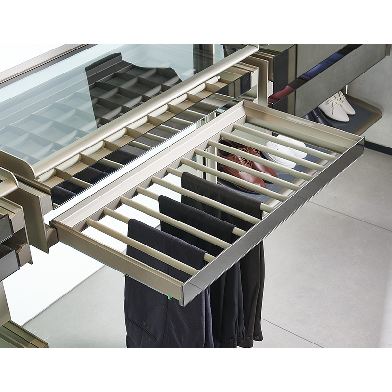 Column-Type Open Cloakroom And Hardware Accessories